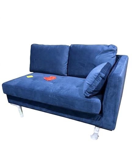 Aksominė maža sofa-šezlongas